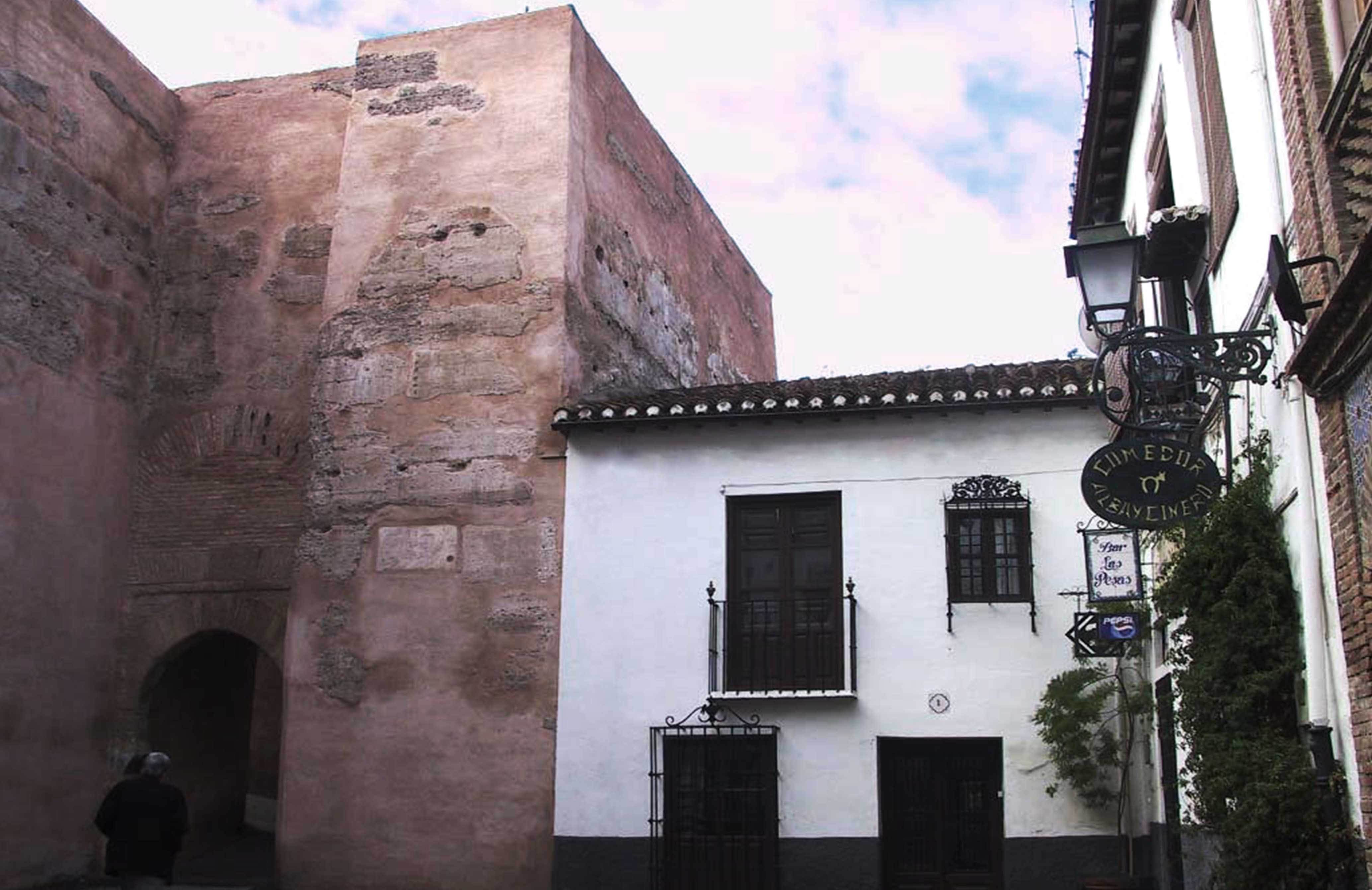 Rehabilitación Calle Arco Las Pesas. Albayzín (Granada)